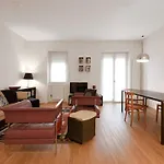 Bright Large In Appartement